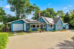 7508 Cedar Dr, Wonder Lake, IL 60097 - Photo 2