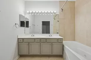 1450 S Halsted St, Chicago, IL 60607 - Photo 14