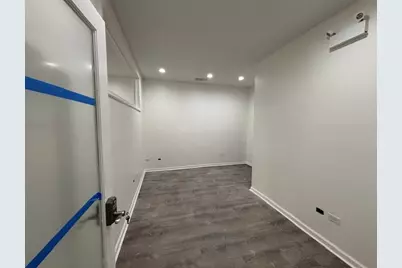 1465 W Chicago Avenue, Chicago, IL 60654 - Photo 12
