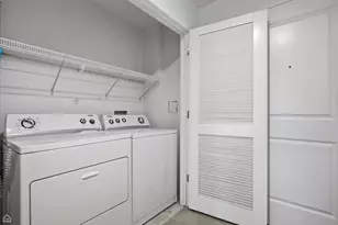 3450 S Halsted St, Chicago, IL 60608 - Photo 14