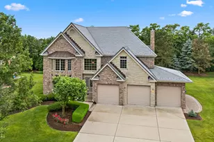 8136 Aberdeen Dr, Palos Heights, IL 60463 - Photo 2