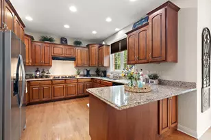 8136 Aberdeen Dr, Palos Heights, IL 60463 - Photo 10