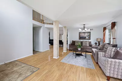 154 Augusta Drive, Streamwood, IL 60107 - Photo 6