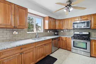 154 Augusta Dr, Streamwood, IL 60107 - Photo 18