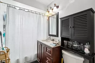 356 W Park Ave, Addison, IL 60101 - Photo 16