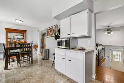 356 W Park Avenue, Addison, IL 60101 - Photo 8