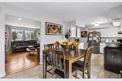356 W Park Avenue, Addison, IL 60101 - Photo 12