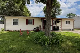 435 Fenton Ave, Romeoville, IL 60446 - Photo 2