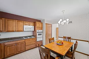 3818 Isabel St, Skokie, IL 60076 - Photo 6