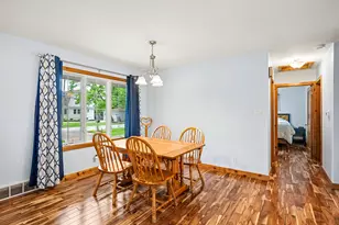 411 Carlisle Rd, Batavia, IL 60510 - Photo 6