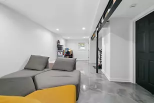 13342 S Ave N, Chicago, IL 60633 - Photo 18