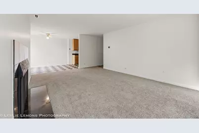 1833 Four Lakes Avenue #3M, Lisle, IL 60532 - Photo 4