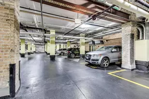 616 W Fulton St, Chicago, IL 60661 - Photo 18