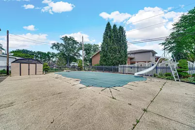 495 E Park Manor Court, Elmhurst, IL 60126 - Photo 26