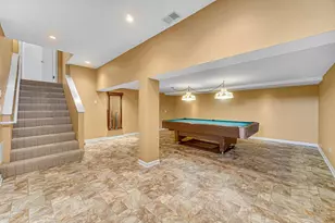 495 E Park Manor Ct, Elmhurst, IL 60126 - Photo 24