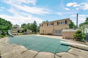 495 E Park Manor Ct, Elmhurst, IL 60126 - Photo 32