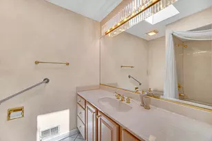 495 E Park Manor Ct, Elmhurst, IL 60126 - Photo 14