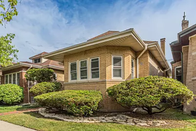 2539 W Morse Avenue, Chicago, IL 60645 - Photo 36