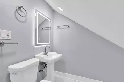 2539 W Morse Avenue, Chicago, IL 60645 - Photo 26