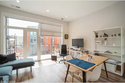 1348 W Roscoe Street #203, Chicago, IL 60657 - Photo 2