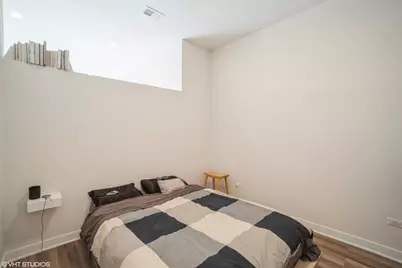 1348 W Roscoe Street #203, Chicago, IL 60657 - Photo 6