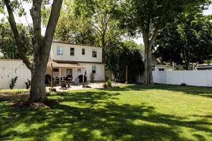 1907 E Indiana St, Wheaton, IL 60187 - Photo 18