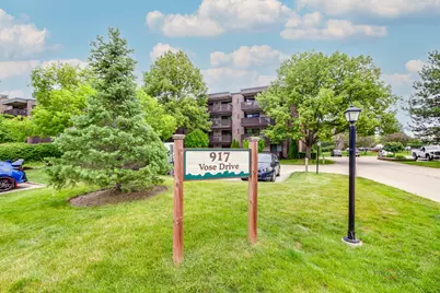 917 Vose Drive #411, Gurnee, IL 60031 - Photo 2
