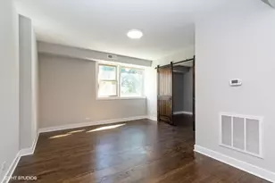 6515 N Seeley Ave, Chicago, IL 60645 - Photo 8
