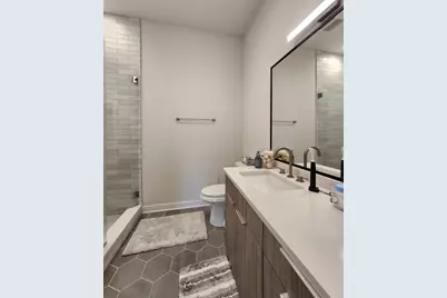 1348 W Roscoe Street #401, Chicago, IL 60657 - Photo 18