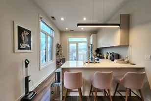 1348 W Roscoe St, Chicago, IL 60657 - Photo 4