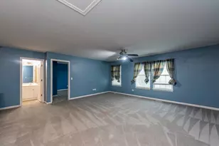 340 Kennedy Dr, Antioch, IL 60002 - Photo 18