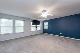 340 Kennedy Dr, Antioch, IL 60002 - Photo 14