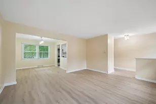 5112 Main St, Lisle, IL 60532 - Photo 4