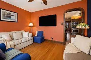 4988 N Elston Ave, Chicago, IL 60630 - Photo 6
