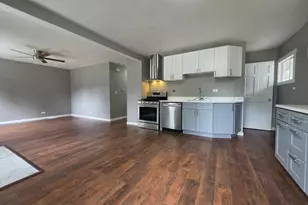1408 Barberry Ln, Round Lake Beach, IL 60073 - Photo 12