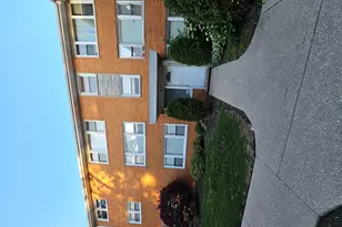 6925 W 64th Pl, Chicago, IL 60638 - Photo 2