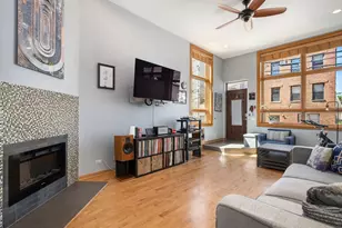 1649 W Ontario St, Chicago, IL 60622 - Photo 8
