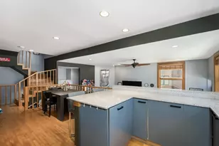 1649 W Ontario St, Chicago, IL 60622 - Photo 16