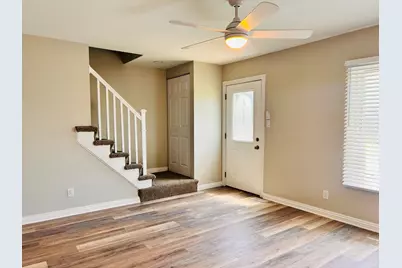 451 Yorkshire Square #451, Bolingbrook, IL 60440 - Photo 8