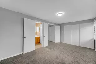 451 Yorkshire Sq, Bolingbrook, IL 60440 - Photo 10
