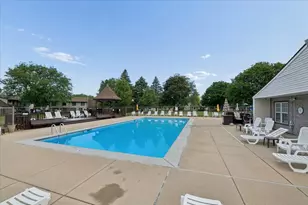 1810 Kerrybrook Ct, Sycamore, IL 60178 - Photo 22