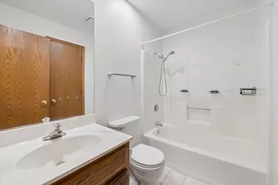 1810 Kerrybrook Court #1810, Sycamore, IL 60178 - Photo 14