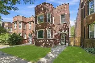 9015 S Muskegon Ave, Chicago, IL 60617 - Photo 32