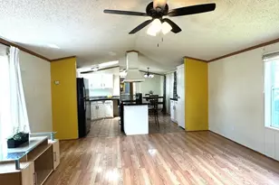 1028 NW Alma Cir, Round Lake, IL 60073 - Photo 10