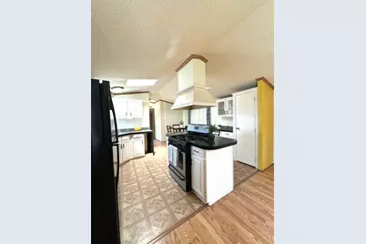 1028 NW Alma Circle #1028, Round Lake, IL 60073 - Photo 22
