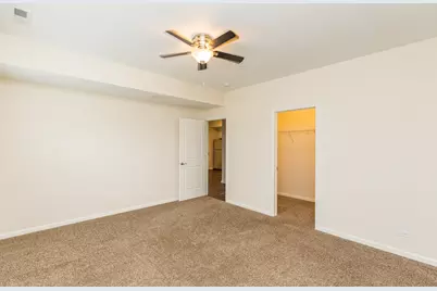 60 W Main Street #323, Lake Zurich, IL 60047 - Photo 12