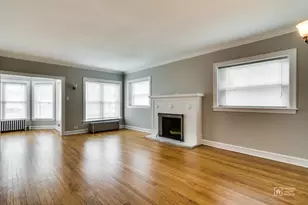 920 Judson Ave, Evanston, IL 60202 - Photo 2