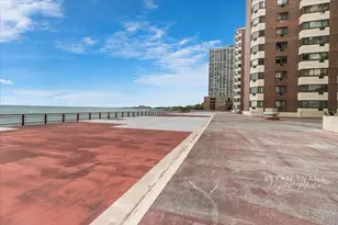 7337 S South Shore Dr, Chicago, IL 60649 - Photo 20
