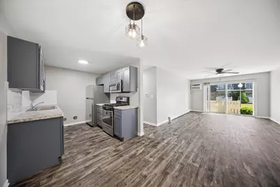 9954 S 84th Terrace S #210, Palos Hills, IL 60465 - Photo 8