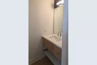 1537 N Orleans Avenue #5A, Chicago, IL 60610 - Photo 8
